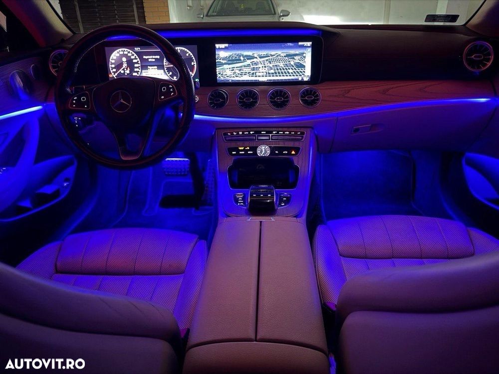 Mercedes-Benz E - 4