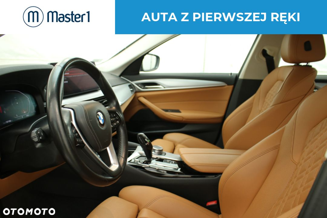 BMW Seria 5 520i mHEV - 7