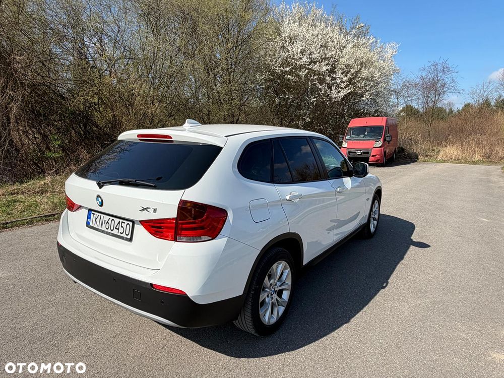 BMW X1 sDrive18d Sport Line - 10