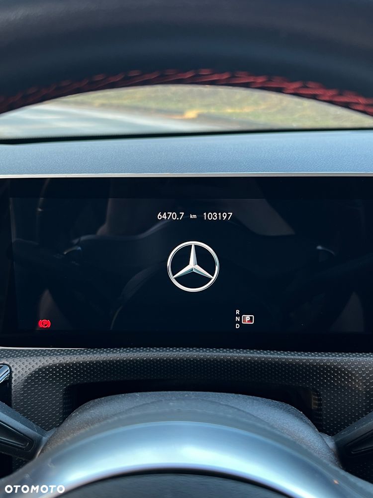 Mercedes-Benz CLA 220 d AMG Line 8G-DCT - 23