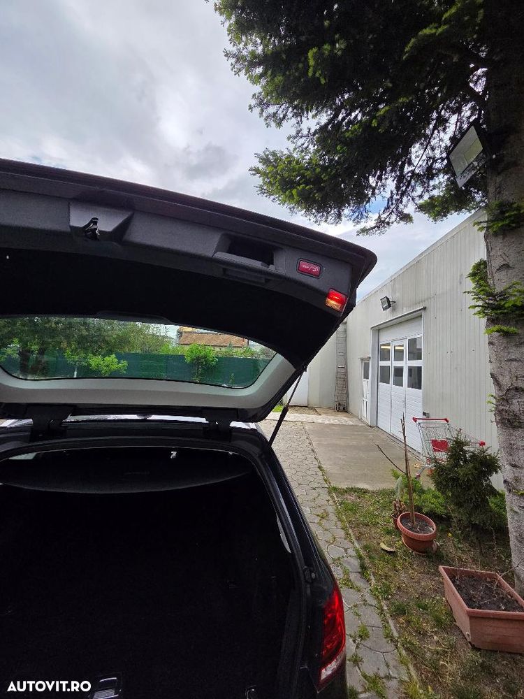 Mercedes-Benz E 200 CDI - 5