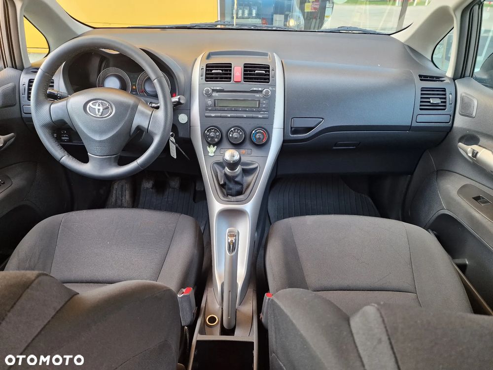 Toyota Auris 1.4 VVT-i Sol - 14