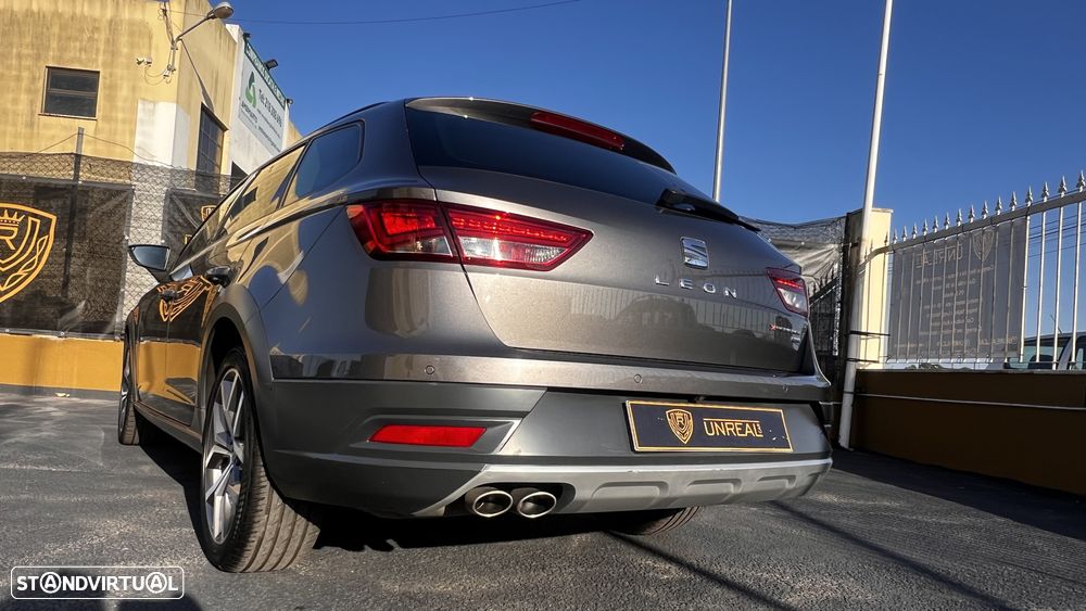 SEAT Leon X-Perience 1.6 TDi 4Drive - 4