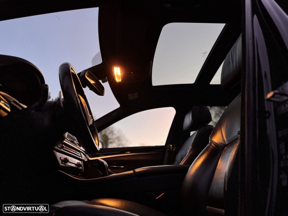 BMW 525 d Pack M Auto — fotografia 8