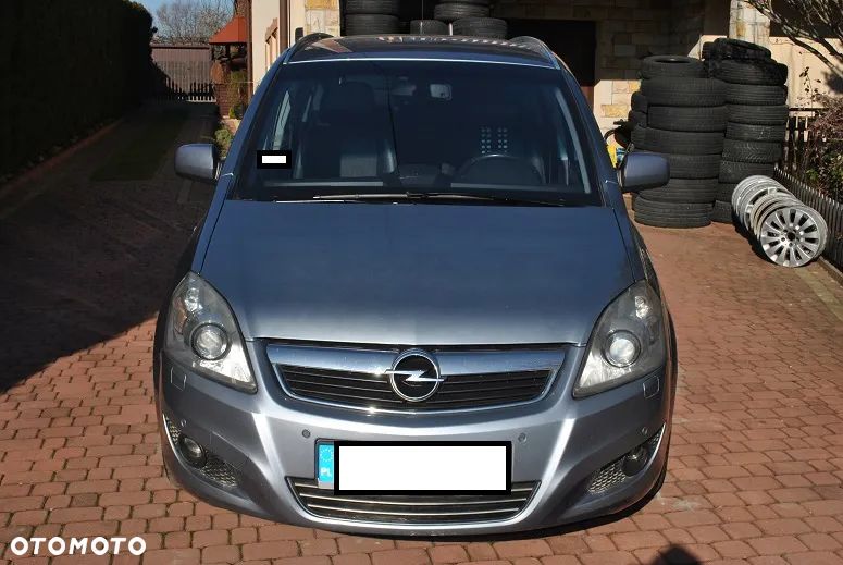 Opel Zafira - 1