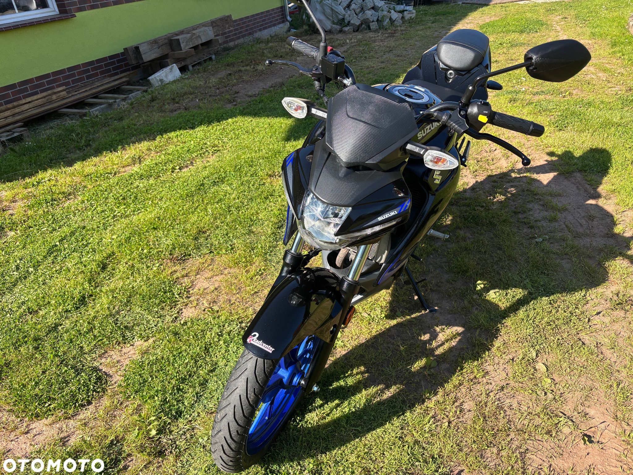 Suzuki GSX-R - 1