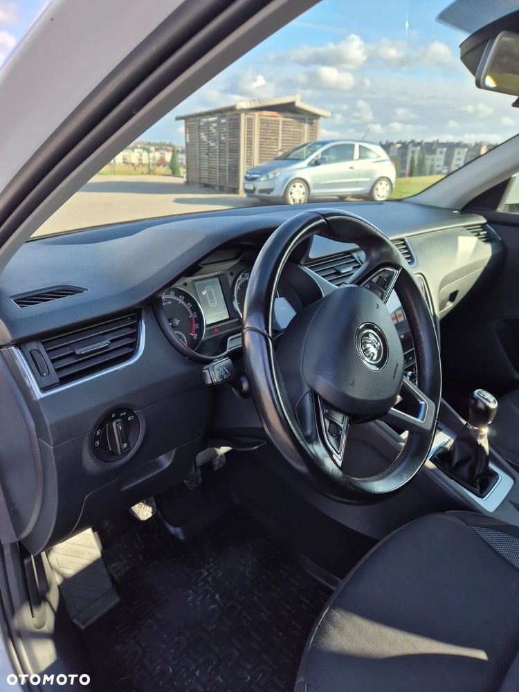 Skoda Octavia - 8