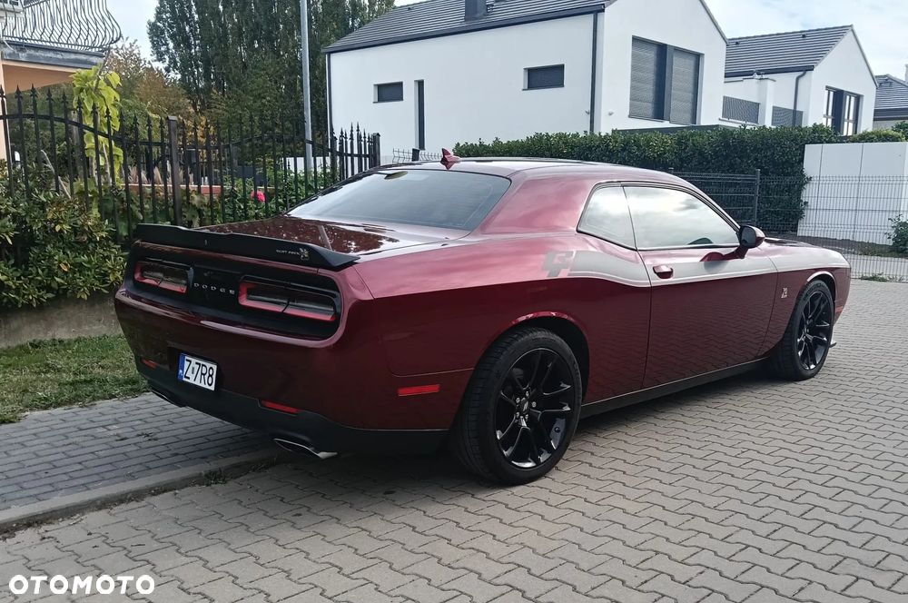 Dodge Challenger 6.4 Scat Pack - 5