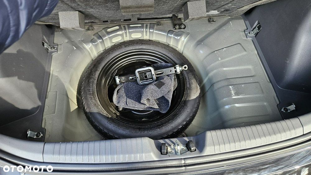 Kia Rio 1.4 Spirit - 23