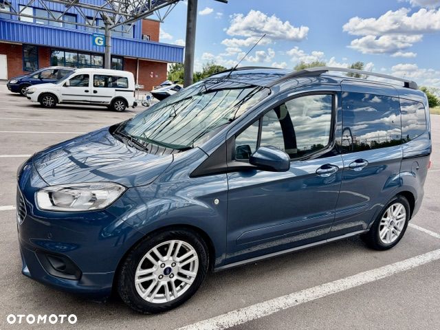 Ford Tourneo Courier 1.5 TDCi Titanium - 12
