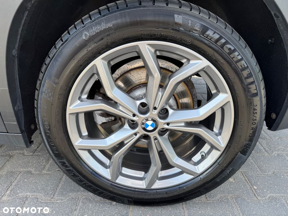 BMW X3 sDrive18d xLine - 31