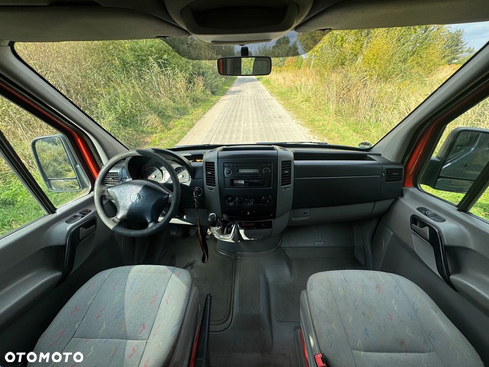 Volkswagen Crafter - 11