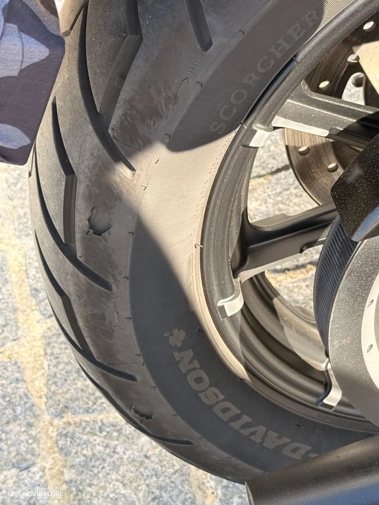 Harley-Davidson XL XL 883N IRON - 11