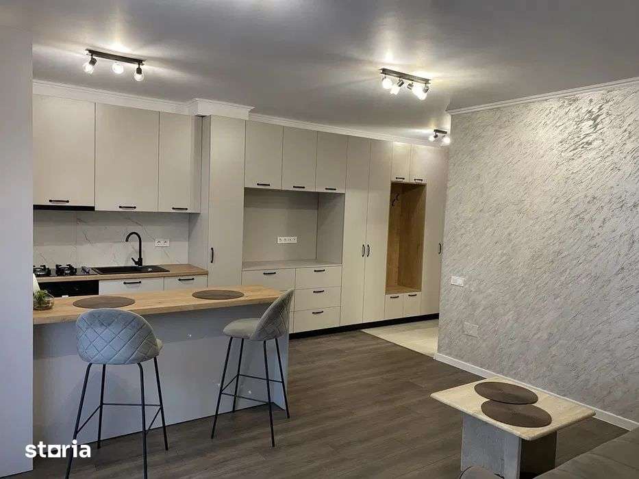 Apartament in bloc nou, etaj intermediar, zona Eroilor — fotografia 1