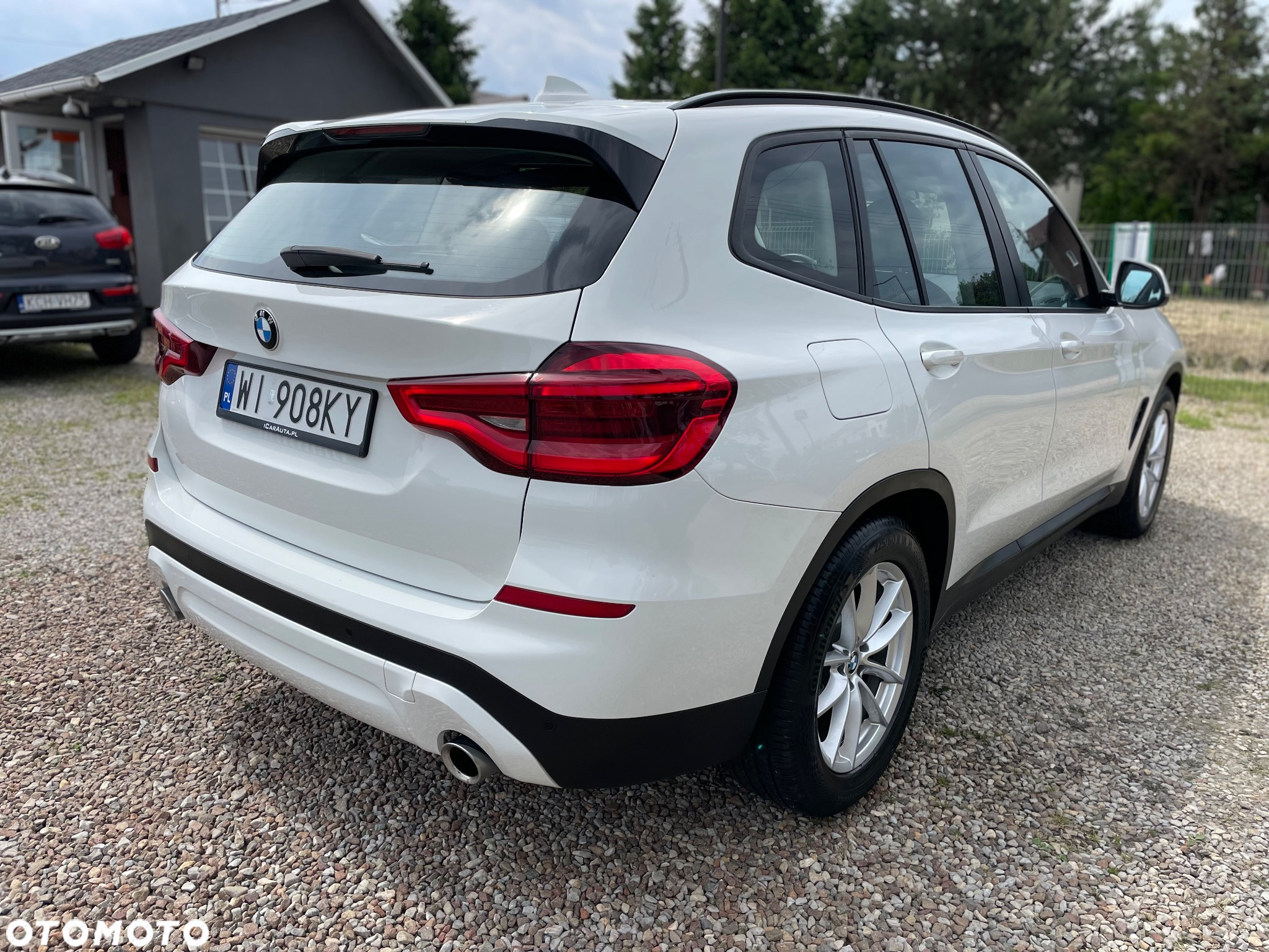 BMW X3 xDrive20d Advantage - 8