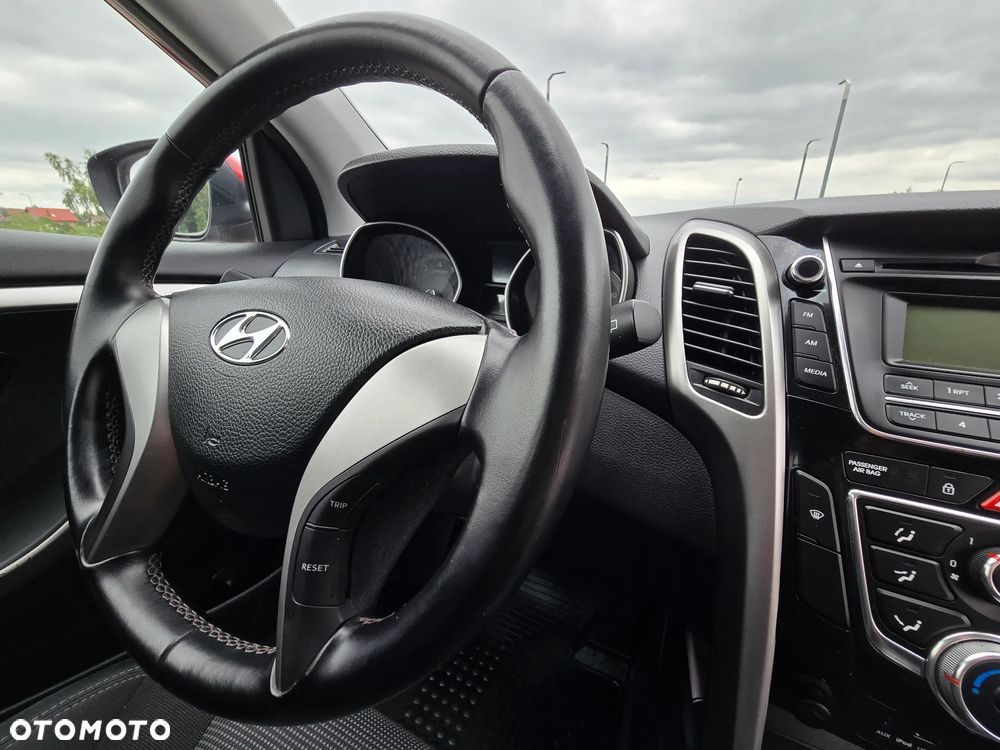 Hyundai i30 1.4 Premium - 15