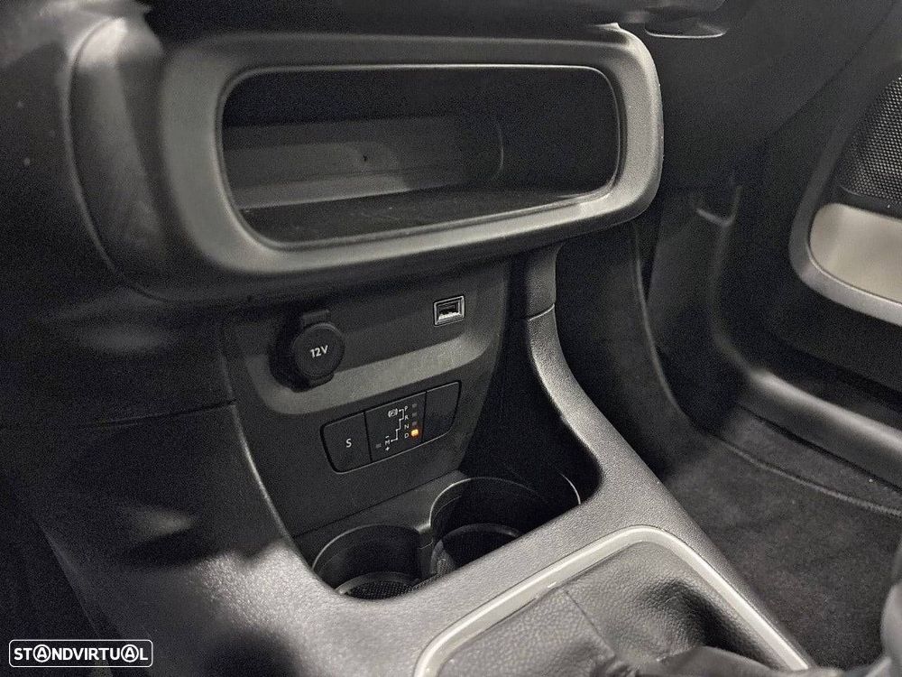 Citroën C3 1.2 PureTech Shine EAT6 - 18
