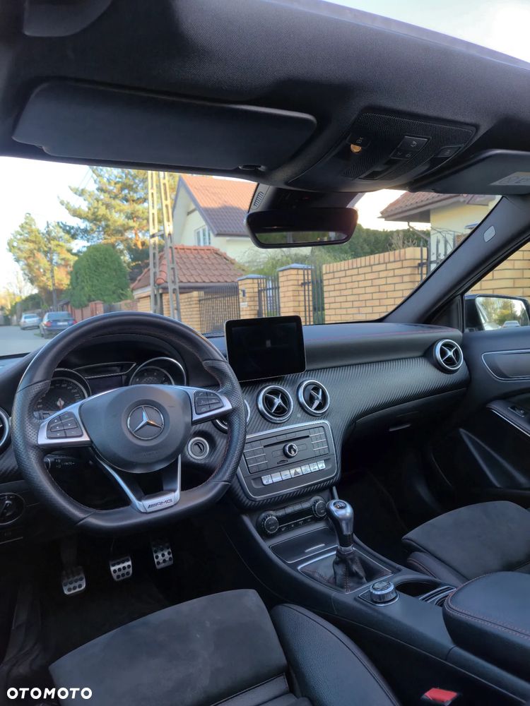 Mercedes-Benz Klasa A 250 AMG Line - 23