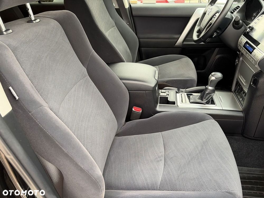 Toyota Land Cruiser LC 2.8 D-4D Prado - 9