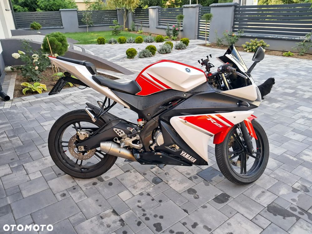 Yamaha YZF - 6