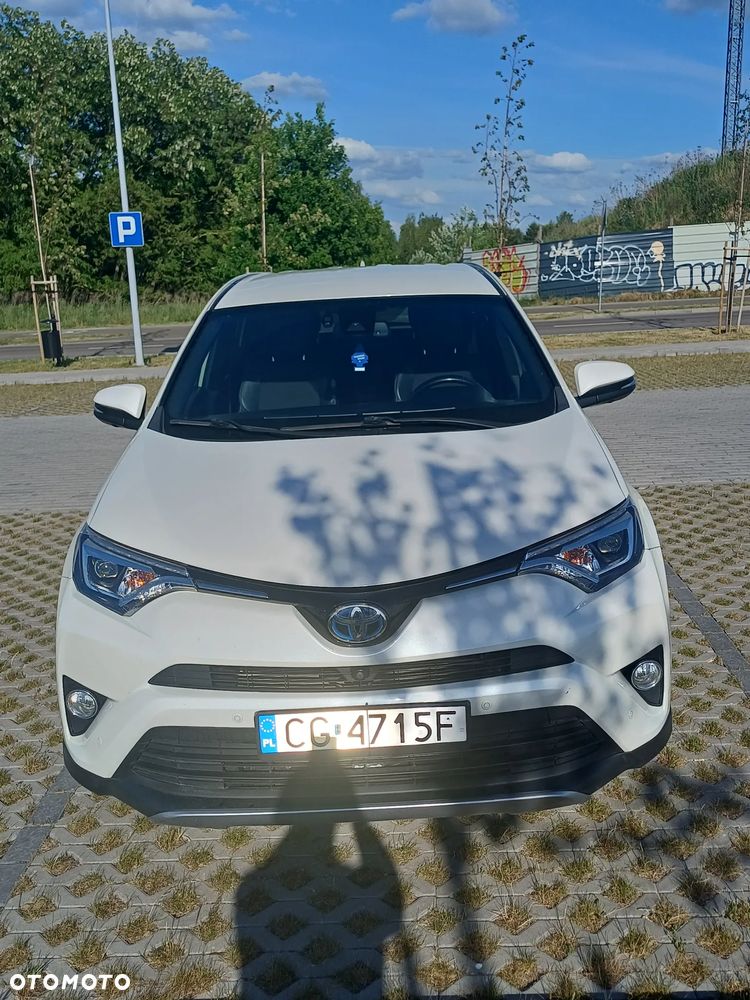 Toyota RAV4 - 4