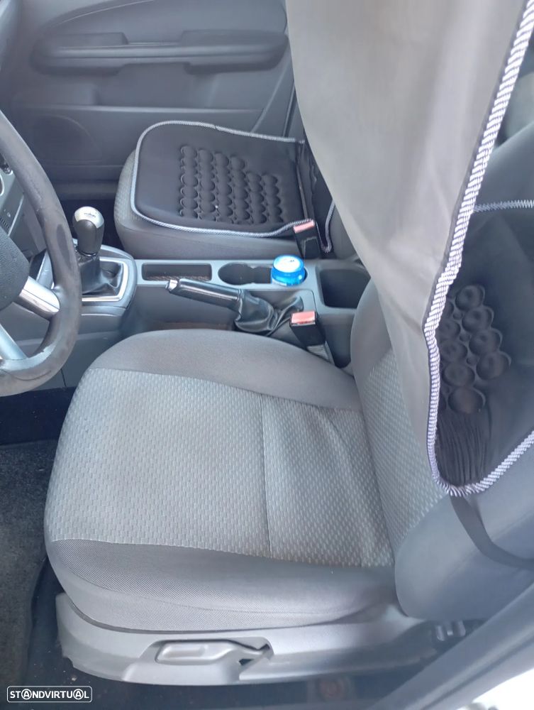 Ford Focus - 7