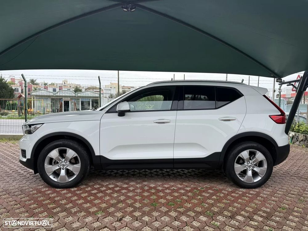 Volvo XC 40 1.5 T3 Momentum Plus Geartronic - 3