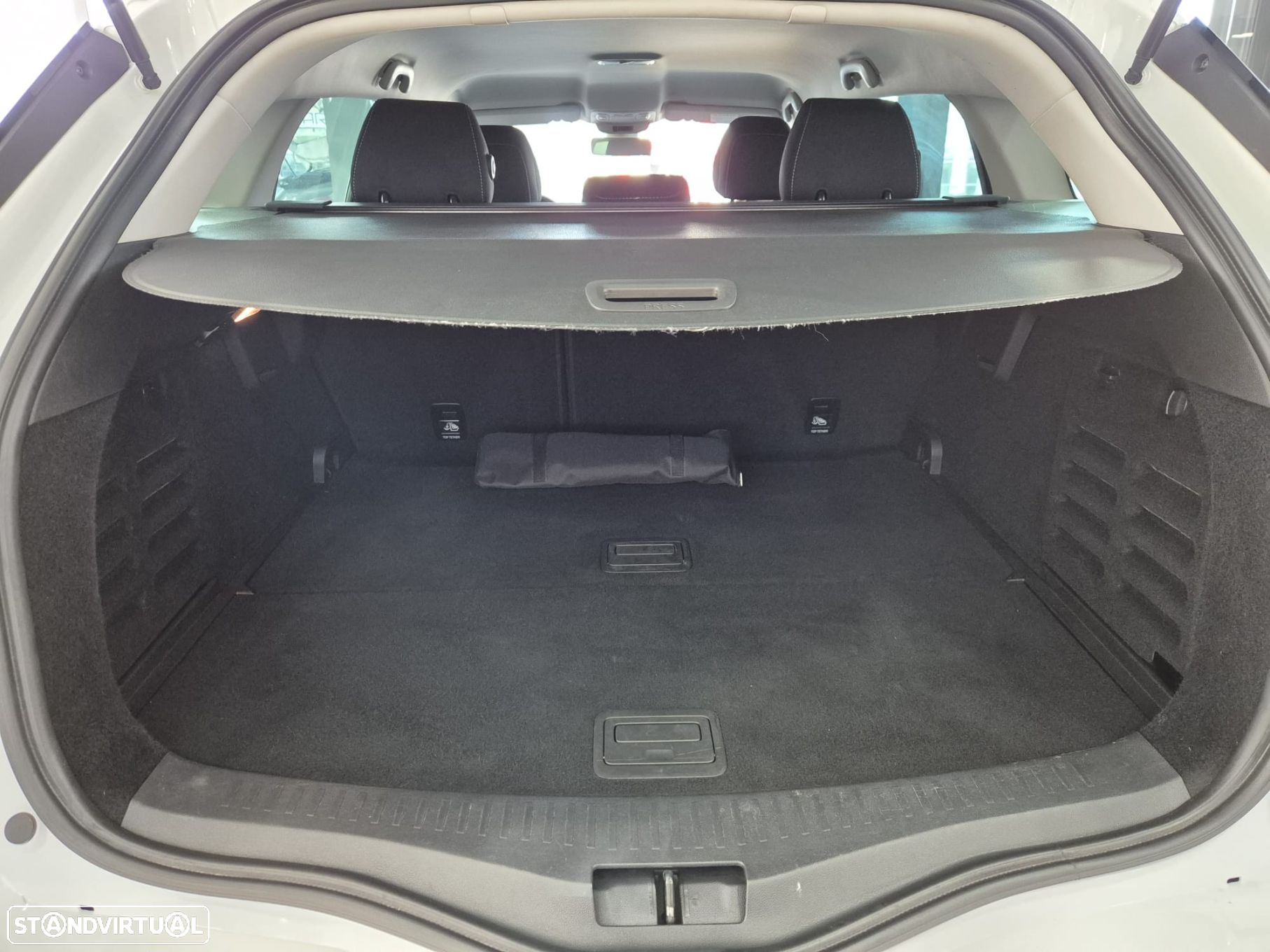 Renault Mégane Sport Tourer 1.5 Blue dCi Limited - 10
