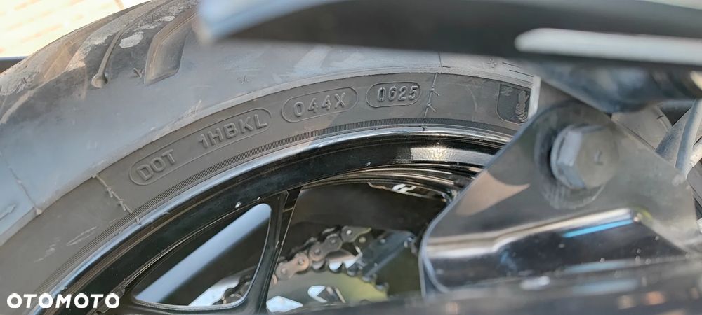 Kawasaki ZZR - 33
