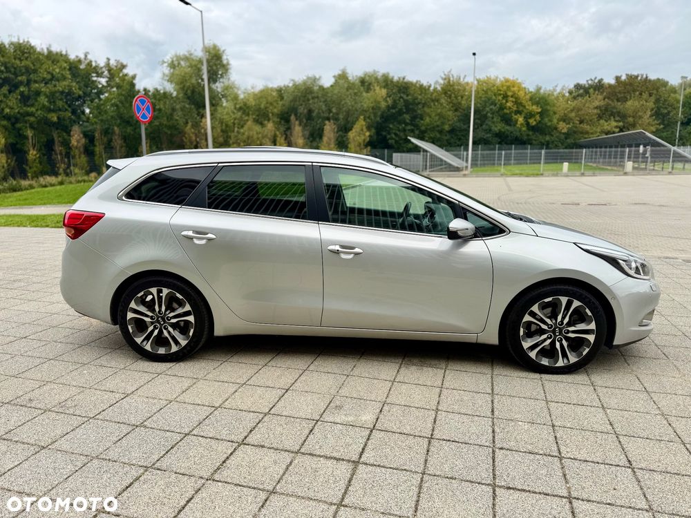 Kia Ceed 1.6 CRDi 128 Platinum Edition - 12