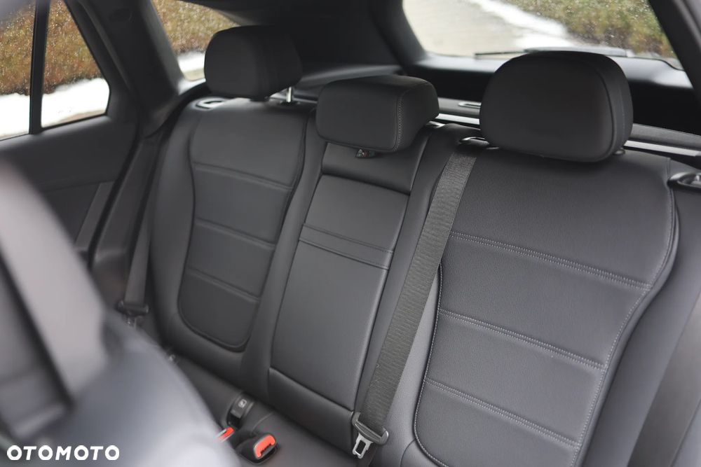 Mercedes-Benz GLC 300 mHEV 4-Matic AMG Line - 36