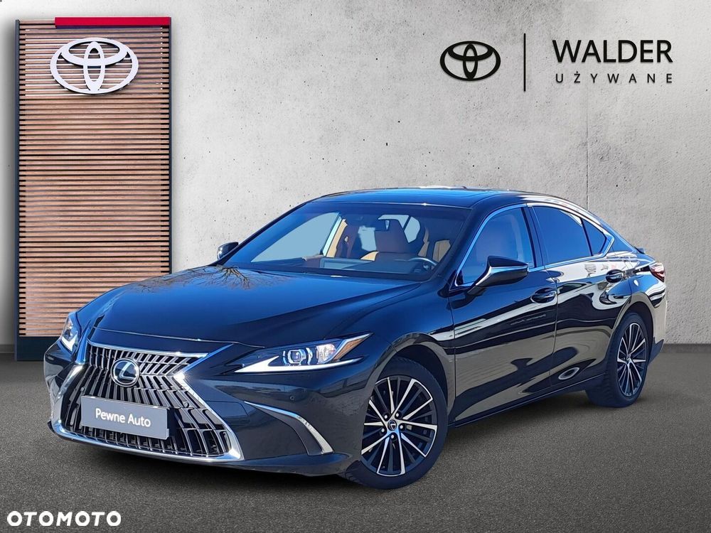Lexus ES 300h Business Edition - 1