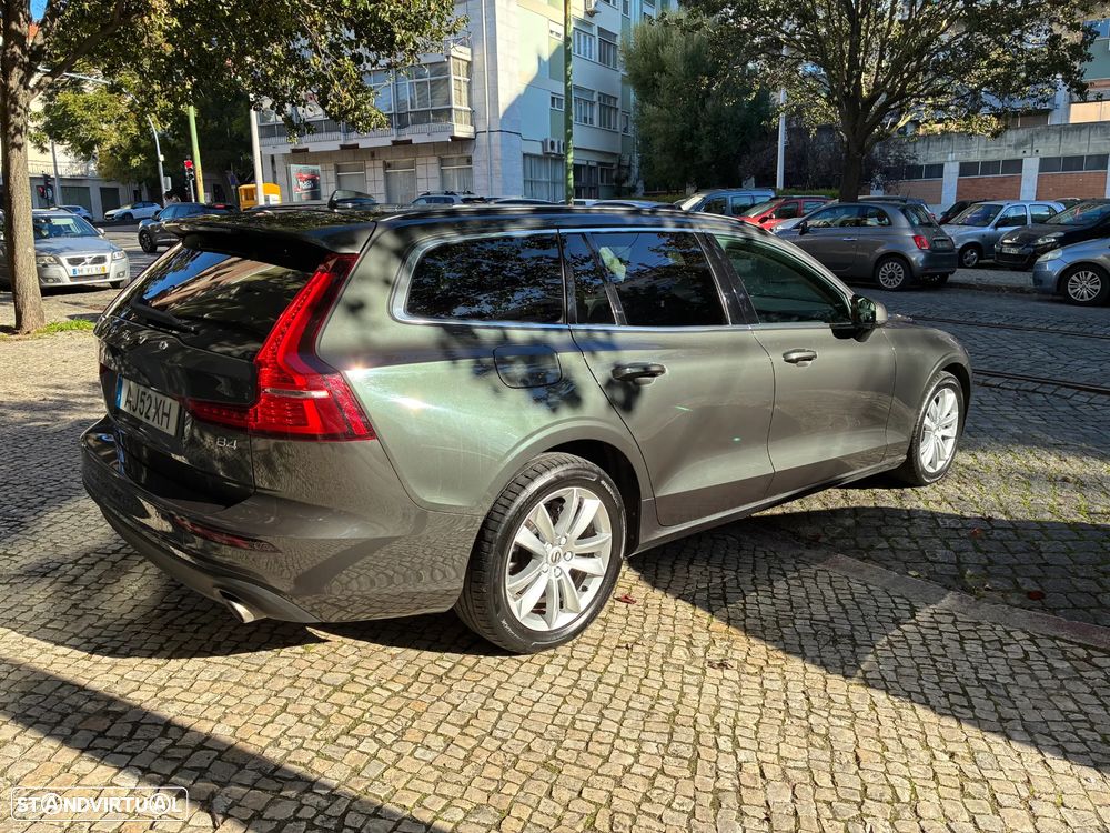 Volvo V60 2.0 B4 Momentum Plus Geartronic - 6