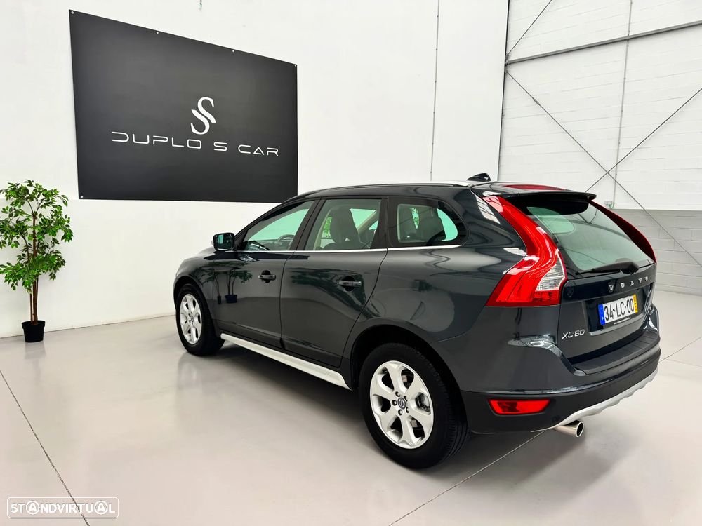Volvo XC 60 2.0 D3 Drive Summum - 8
