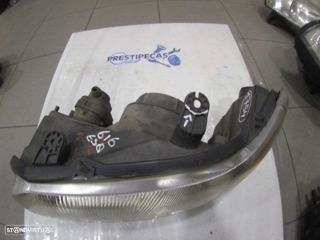 Farol Far1754 LAND ROVER FREELANDER 2000 2.0DI 4X4 95CV 5P PRETO ESQ H4 ORIGINAL Apoios Danificados - 2