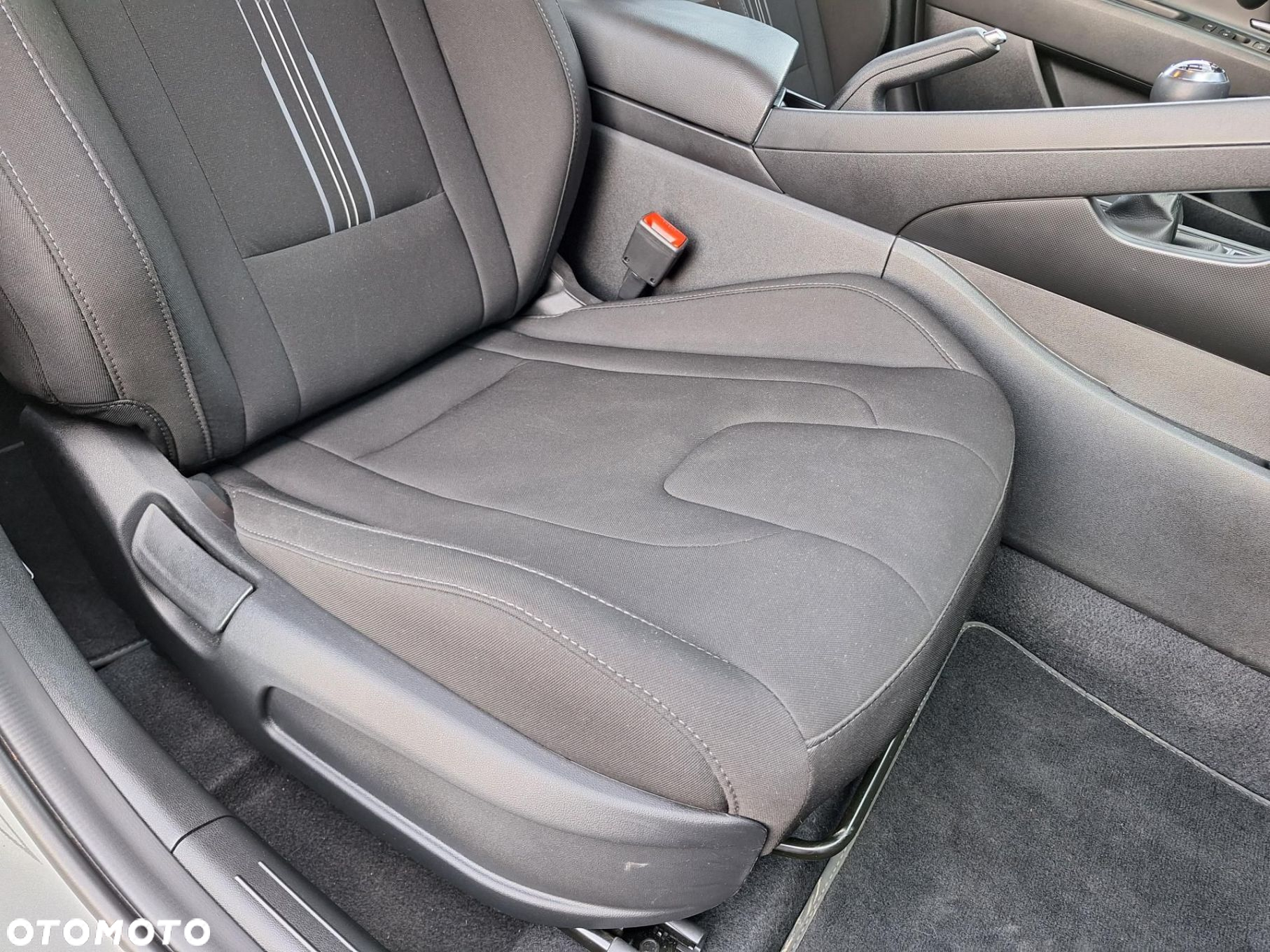 Hyundai Elantra 1.6 Smart - 13