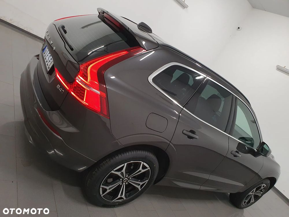 Volvo XC 60 B4 D AWD Ultimate Dark - 35