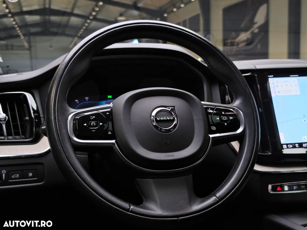 Volvo XC 60 T6 AWD Recharge Geartronic Inscription Expression - 8
