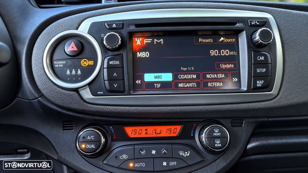 Toyota Yaris 1.4 D-4D ACtive - 11