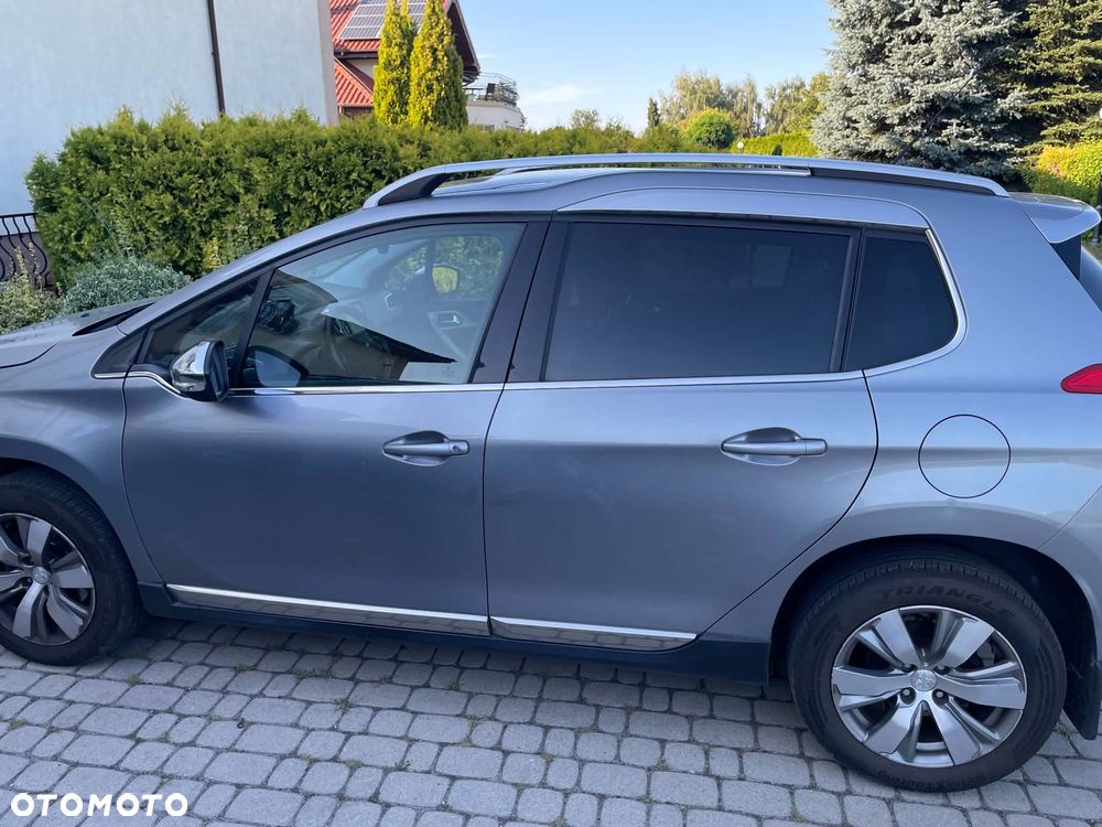 Peugeot 2008 1.6 VTi Allure - 9