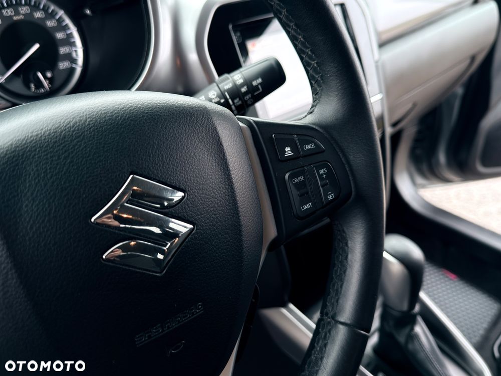 Suzuki Vitara 1.0 Boosterjet Premium 4WD - 30