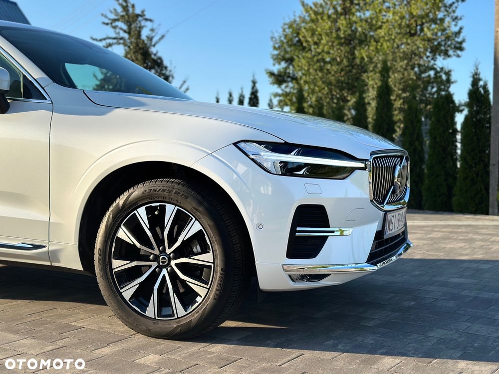 Volvo XC 60 B5 B AWD Plus Bright - 32