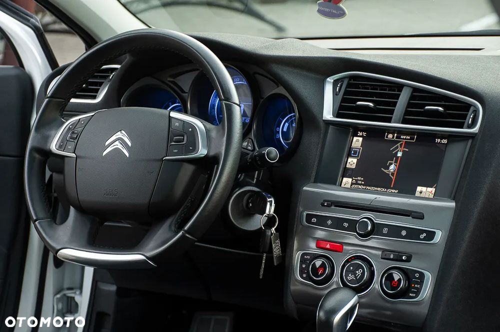 Citroën C4 PureTech 130 Stop & Start EAT6 Selection - 16