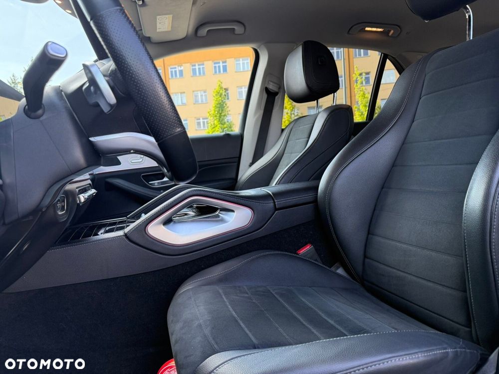 Mercedes-Benz GLE 300 d 4-Matic - 13
