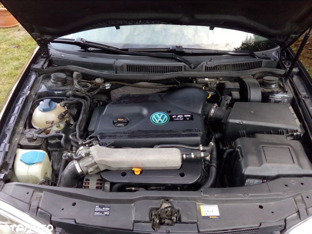 Volkswagen Golf - 9
