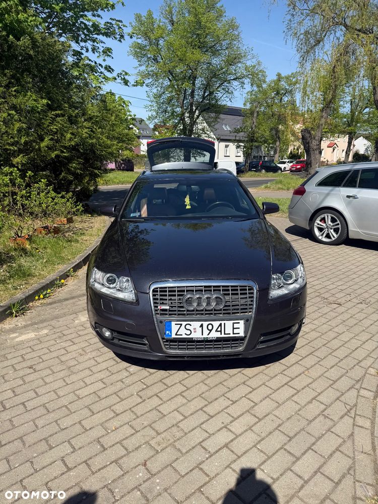 Audi A6 Avant 4.2 quattro tiptronic - 12