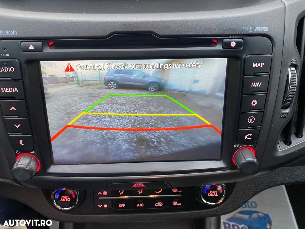 Kia Sportage 1.7 CRDI 2WD Attract - 17