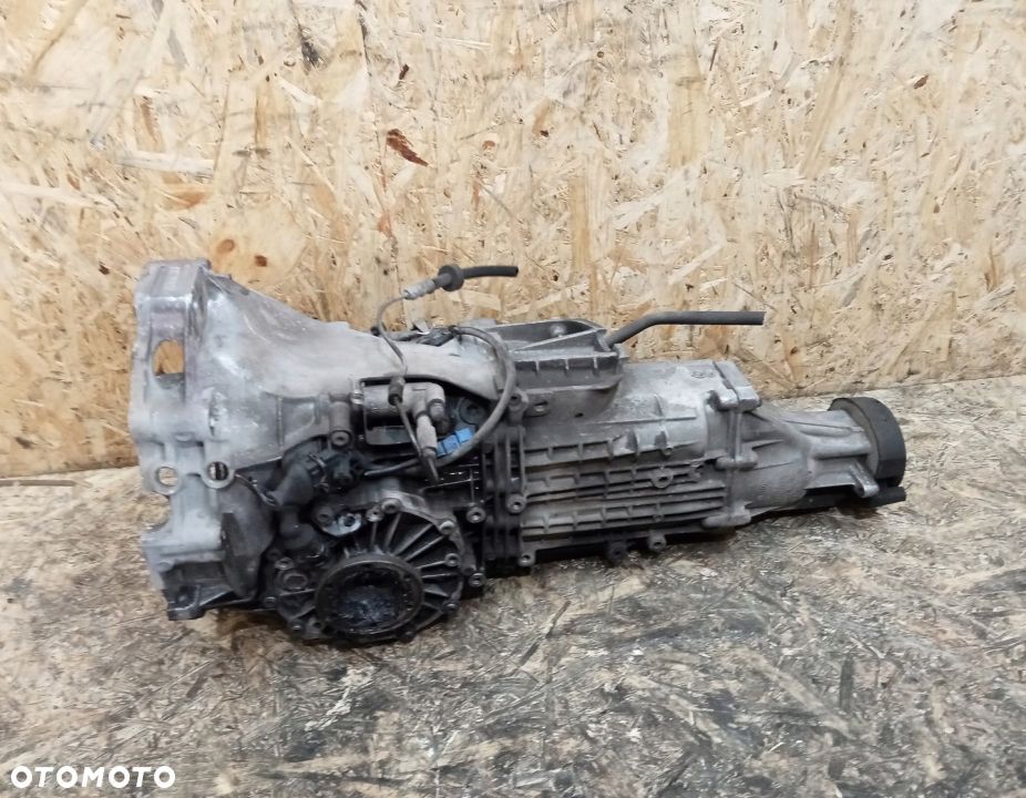 SKRZYNIA BIEGÓW AUDI A4 B5 2.6 CXZ QUATTRO - 4