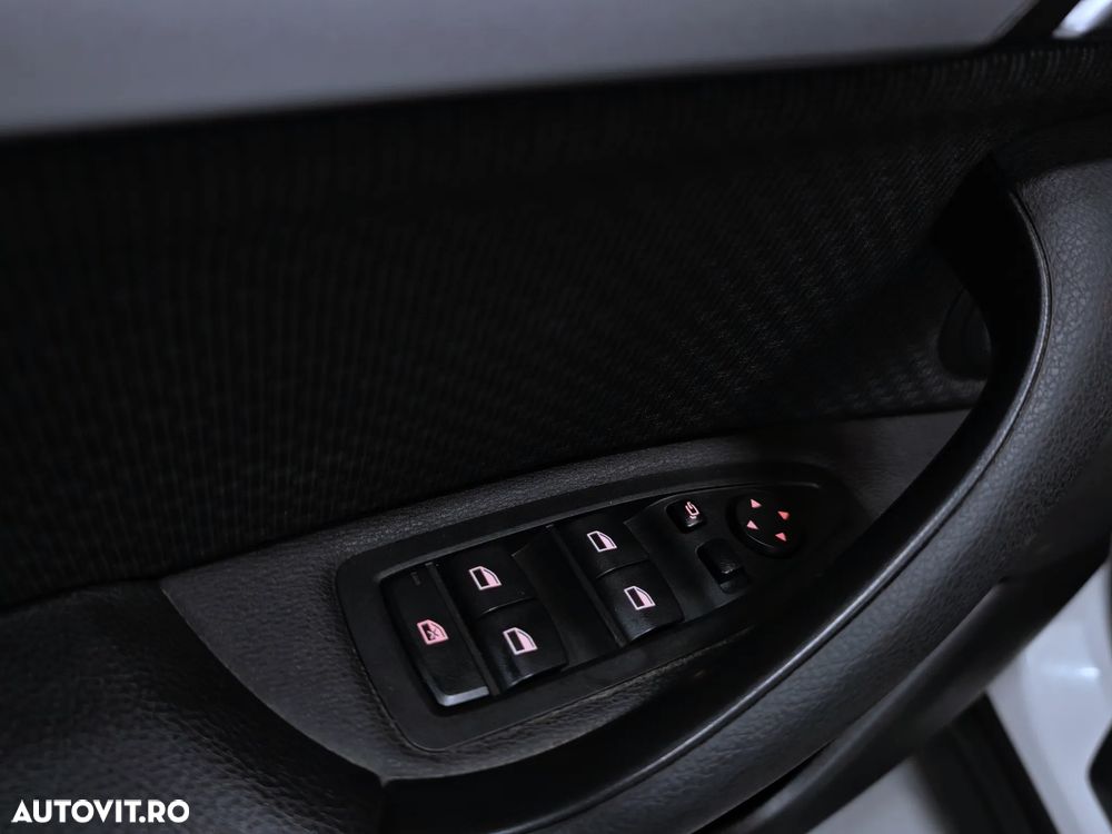 BMW X1 xDrive25e Advantage - 17