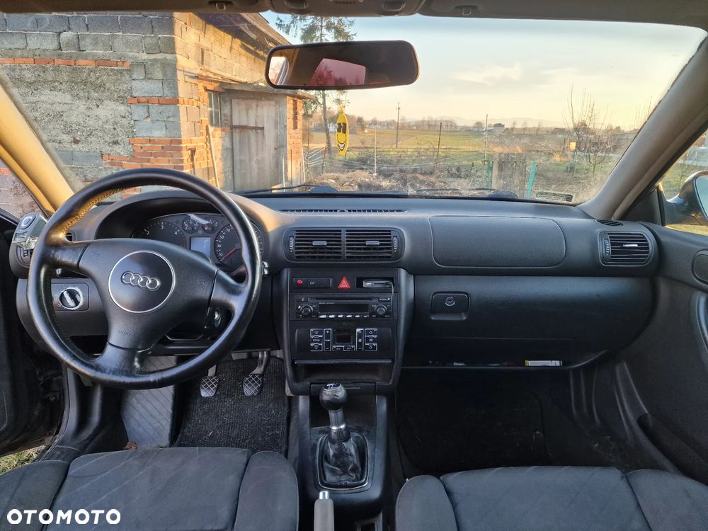 Audi A3 3-drzwiowe 1.9 TDI Attraction - 11